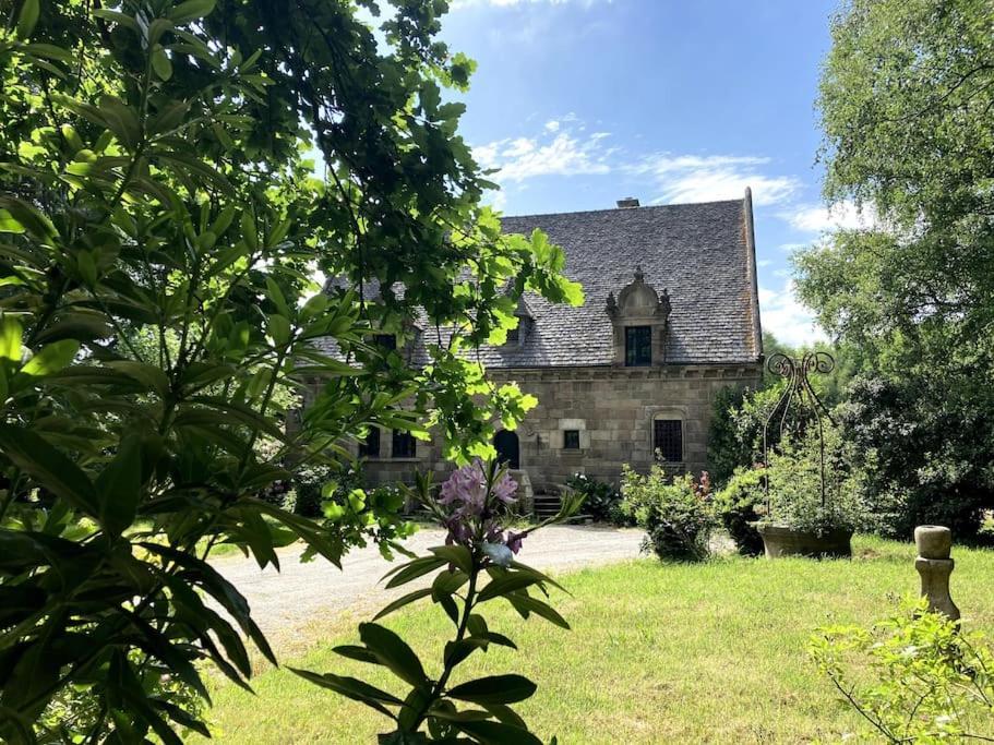 La Forge De La Coudraie Bed & Breakfast Pleugueneuc Exterior photo